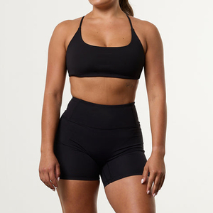 Shorts de Yoga Negros de Cintura Alta para Mujer, Shorts Deportivos Transpirables de Punto, Spandex y Poliéster, Ajuste Regular, Cintura Elástica - Product Image 1