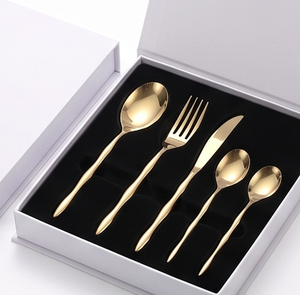 Cuchara de Sopa de Acero Inoxidable Dorado con Acabado Espejo de Alta Calidad, Diseño Elegante, Apta para Lavavajillas, Cubertería para Bodas y Eventos - Product Image 6
