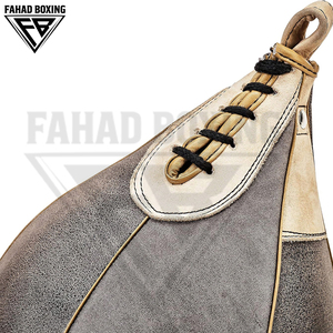 Sac de frappe de boxe en cuir de vachette de taille moyenne, personnalisé, très vendu, de haute qualité, sac de frappe robuste en tissu Oxford - Product Image 5