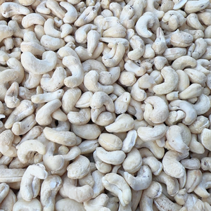 Noix de cajou en vrac directement de l'usine, WW180, WW240, WW320, LP, WS, avec emballage personnalisé - Product Image 1