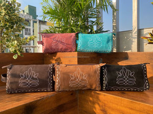 Étui à cosmétiques en cuir suédé véritable Western Boot Stitch pour femmes marron fourre-tout sacs de voyage de toilette sacs de maquillage - Product Image 3