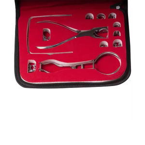 Kit profesional de instrumentos dentales para aplicación de dique de goma: pinzas, perforadores y marcos para diques de goma. - Product Image 1