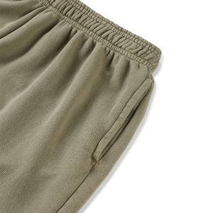 Pantalones Cortos Deportivos de Algodón French Terry Grueso con Cordón Ajustable para Hombre, Color Verde Oliva - Product Image 3