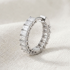 Pendientes de Aro de Oro Blanco de 10K con Diamantes Creados en Laboratorio con Corte Esmeralda, Certificados por IGI, Joyería de Lujo para Regalo de Aniversario de Bodas - Product Image 3