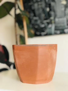 Pot de plante en terre cuite géométrique moderne avec finition mate, jardinière en argile minimaliste pour plantes d'intérieur et d'extérieur - Product Image 6