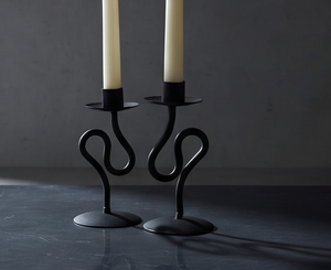 Porte-bougie conique en métal noir ondulé texturé, décoration de table, centre de table, vente en gros - Product Image 3
