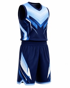 Ensemble short et maillot de basketball personnalisé par sublimation, col en V, manches courtes, couleur unie, anti-humidité, respirant, tenue de sport pour adultes - Product Image 5