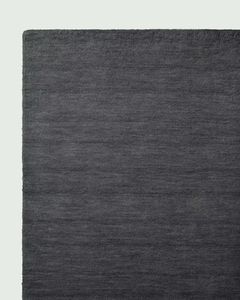 Alfombra de Lana Gris Carbón, Tejida a Mano con Lana de Nueva Zelanda, Alfombra Moderna Minimalista de Color Oscuro Neutro - Product Image 1