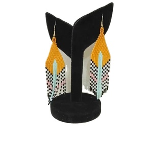 Collier de luxe moderne multicolore de style bohème avec perles de graines de diamant émeraude et de perle, orné de symboles chrétiens, exquis et vintage, double - Product Image 1