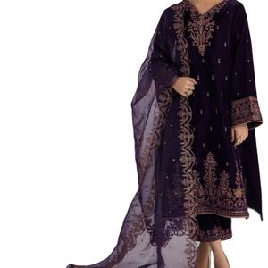 2023 vente chaude collection de mariage pakistanais indien dernier velours brodé Salwar Kameez avec un travail manuel lourd - Product Image 1