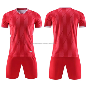 Nuevo diseño de alta calidad de poliéster uniforme de fútbol ropa deportiva transpirable de manga corta talla grande uniforme de fútbol al por mayor - Product Image 2