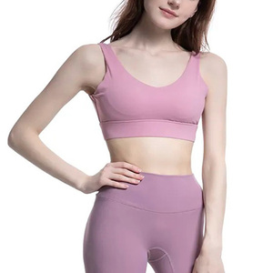 <b>Pink</b> Seamless Sports Bra Scoop Neck Medium Support Yoga Activewear Women's Workout <b>Top</b> - Product Image 1