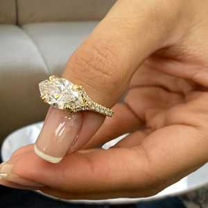 Anillo de sello apilable con diamante marquise de 3.00 CT cultivado en laboratorio, único, para mujer, de oro macizo de 14k, regalo de compromiso o propuesta para ella. - Product Image 2