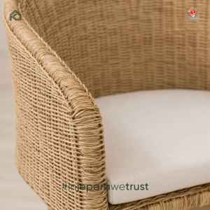 Fauteuil d'extérieur en rotin tressé à la main avec base en bois massif pour villa de luxe, hôtel, bord de piscine, mobilier de patio – Commande en gros - Product Image 2