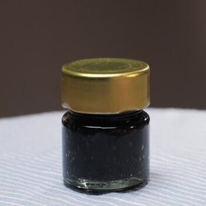 Poudre de Shilajit Indien Fraîche de Saison, Qualité Alimentaire, Sauvage du Gujarat, pour Acheteurs Mondiaux en Gros, Distinctive, Traditionnelle et Fiable - Product Image 6