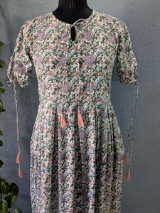 Vestido Largo Maxi de Algodón Estampado a Mano con Mangas Abullonadas y Cuello Mao, 100% Algodón Indio para Mujer - Product Image 2