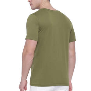 T-shirt en tissu pour homme, coupe ajustée, col rond, respirant, confortable, léger, vêtements d'été, qualité supérieure et en promotion - Product Image 3