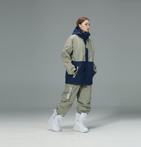 Conjunto de Traje de Esquí para Hombre y Mujer, Personalizable, Resistente al Viento y al Agua, 100% Poliéster, Fusión sin Costuras para Snowboard y Esquí - Product Image 4