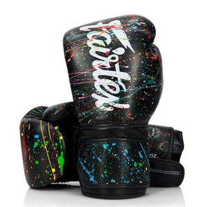 Guantes de Boxeo Fairtex de Cuero Genuino de Primera Calidad, Color Negro con Textura de Gotas de Pintura, Protección Profesional para Golpear, Guantes de Sparring con Correa - Product Image 2