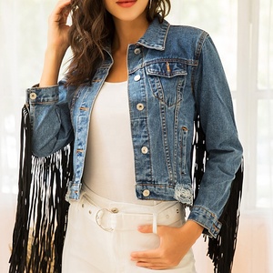 Chaqueta Vaquera Corta Personalizada de Fábrica para Mujer, Diseño Moderno, Chaqueta de Mezclilla de Doble Tela a Precio de Mayoreo - Product Image 2