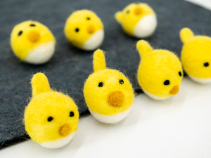 เครื่องประดับหัวลูกเจี๊ยบสีเหลืองทำมือจากผ้าสักหลาดและเส้นด้ายสำหรับพวงมาลัยอีสเตอร์และของตกแต่งตามฤดูกาลสำหรับเด็ก (ขายส่ง) - Product Image 3