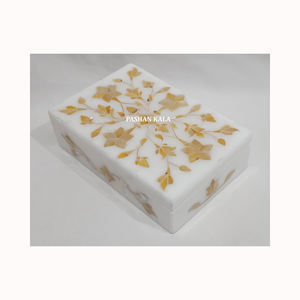Caja de Joyería Redonda de Mármol Blanco Natural con Incrustaciones de Nácar Rosa, Diseño Floral Hecho a Mano, para Guardar Anillos de Oro y Regalos - Product Image 5