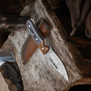 Cuchillos de Caza Multiusos para Exteriores con Hoja Fija Afilada, Mango de Madera Cómodo y Funda de Cuero Resistente para Camping - Product Image 5