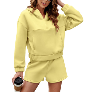 Conjunto de Sudadera con Capucha y Pantalones Cortos para Mujer, Impresión de Logotipo Personalizado, Ropa Urbana Sólida, 100% Algodón, Ropa Casual de Secado Rápido y Transpirable para Verano - Product Image 1