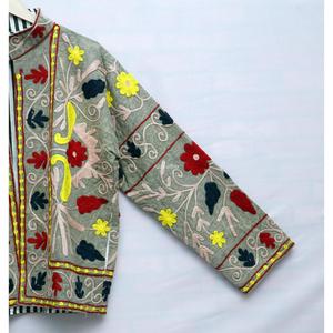 Chaqueta Boho de Invierno con Cuello Mandarín, Bordado Suzani, Ecológica, de Secado Rápido, Transpirable, con Diseño Floral de Algodón, Festiva - Product Image 4