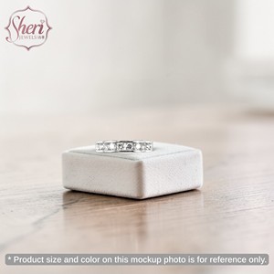 [เชอรี จิวเวลส์] แหวนทองคำขาว 18K คุณภาพสูง ดีไซน์เรียบหรู ประดับเพชรธรรมชาติเจียระไนบริลเลียนท์ ความใส SI1-2 เหมาะสำหรับงานแต่งงานและงานหมั้น - Product Image 4