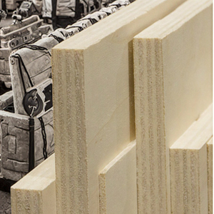 Láminas de Madera Contrachapada de Álamo de Alta Calidad, Lisas y Duraderas, Madera de Caucho, Estándares de Emisión de Formaldehído E0, Aptas para Uso Comercial - Product Image 1