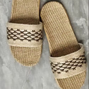 Pantuflas de Lino de Comercio Justo, Sandalias de Lino Unisex para Verano, Sandalias con Patrón Floral Tejido, Pantuflas de Baño de Comercio Justo - Product Image 1