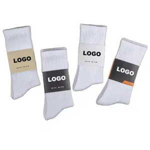 Fabricant pakistanais, vente en gros de chaussettes de sport en coton tricoté sur mesure de luxe pour hommes et femmes, chaussettes de sport tendance - Product Image 4