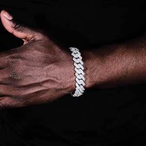 Chaîne cubaine Miami en argent sterling 925 plaqué or avec moissanite taille brillant 14 mm, style hip-hop, pour homme, cadeau de fiançailles ou de mariage - Product Image 5