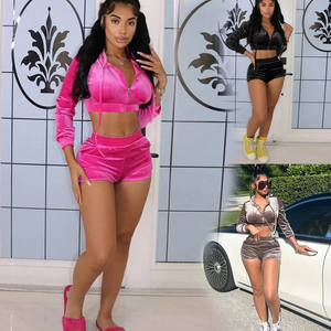 Ensemble de yoga décontracté deux pièces pour femme, écoresponsable, respirant, uni, avec short à cordon de serrage, poches et taille mi-haute - Product Image 4