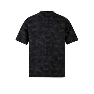 เสื้อยืดแขนสั้นผู้ชายทรงปกติ ลายมัดย้อม คอกลม สีพื้น ผ้าคอตตอนเจอร์ซีย์ ระบายอากาศได้ดี น้ำหนัก 300 กรัม โลโก้ด้านหน้า - Product Image 4