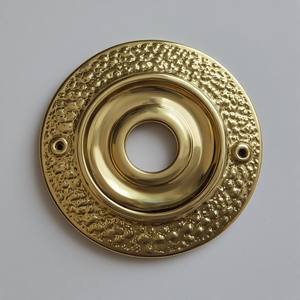 Placa Trasera de Latón Hecha a Mano, Diseñada para Proyectos de Restauración de Hoteles y Villas, con Acabado Decorativo Clásico - Product Image 6