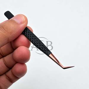 Pince à épiler isolante en acier inoxydable noir avec pointe en or rose, instrument de beauté, impression de logo personnalisée, pointe en fibre - Product Image 4
