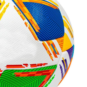 Balón de Fútbol Profesional de Calidad PU, Tamaño Personalizado, Ecológico, Duradero, con Logotipo Personalizado, Impresión Térmica para Deportes - Product Image 3