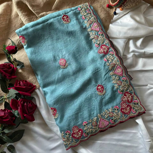 Sari en soie pour femmes, style indien, avec bordure en dentelle brodée, idéal pour les fêtes - Product Image 1