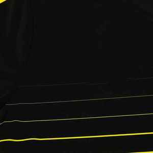 Vêtements de football entièrement personnalisés en gros, impression numérique, 100% polyester, respirant, absorbant l'humidité, antibactérien - Product Image 6
