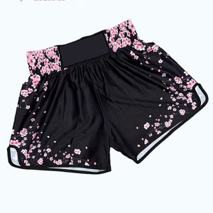 Shorts de Muay Thai personnalisés avec lettrage thaïlandais, look authentique et traditionnel, shorts d'entraînement, sélection premium en stock - Product Image 1