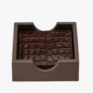 Sous-verres en cuir avec support, sous-verres carrés de 4 pouces en cuir de crocodile, ensemble de sous-verres - Product Image 4