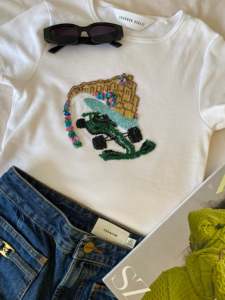 Poncho Bohème en Coton Brodé de Perles Fabriqué en Inde, Maille Faite à la Main Élégante pour Tenues d'Été Décontractées, Haute Qualité, En Promotion - Product Image 5