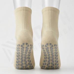 Chaussettes de Pilates antidérapantes pour femmes, chaussettes de yoga, chaussettes de ballet, chaussettes de sport antidérapantes, couleur personnalisée, respirantes, équipement de fitness - Product Image 2