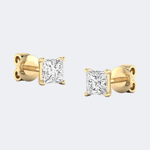 Boucles d'oreilles clous classiques à 4 griffes en diamant de laboratoire taille princesse 0,45 carat, couleur E-F, pureté VVS2, pour femme, élégance intemporelle - Product Image 1
