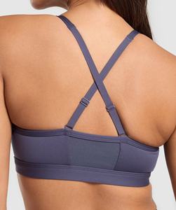 Sujetador deportivo sin costuras de soporte medio para mujer, con tirantes finos, cuello redondo, color liso, para yoga y fitness - Product Image 5