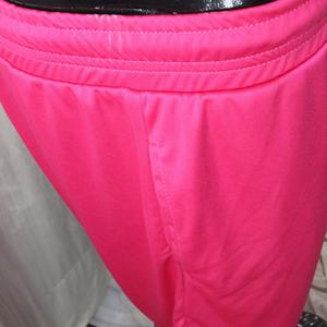 Shorts en coton gris pour hommes, taille élastique, taille mi-haute, décontractés, tricotés, respirants, couleur unie, longueur courte FINER THREADS - Product Image 5
