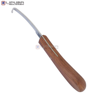 Cuchillo de Pezuña de Doble Punta LIPUMA para Cuidado Equino, Mango de Madera, Hoja de Acero Inoxidable Ultra Afilada, Recortador de Pezuñas para Caballos y Ganado - Product Image 6