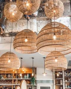 Abat-jour en rotin de bambou naturel fait à la main fabriqué au Vietnam pour l'éclairage minimaliste moderne de décoration d'hôtel et de restaurant - Product Image 3